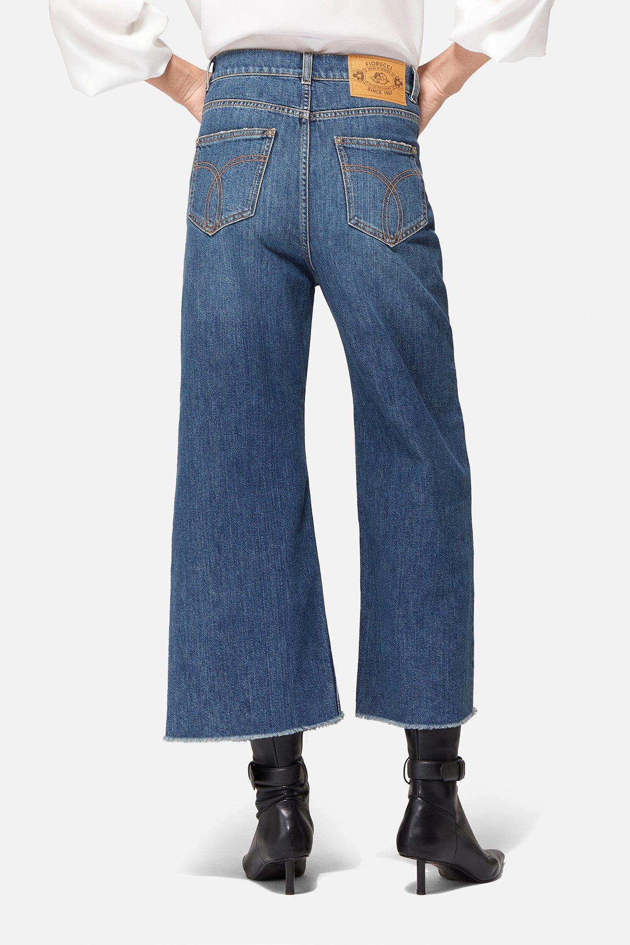 Cropped Baggy Jeans